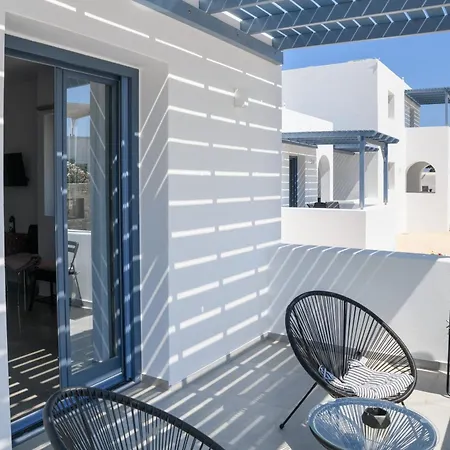 Sunny & Blue *