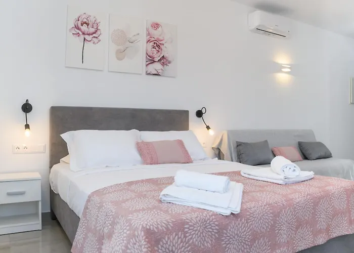 Sunny & Blue Apartmán Parasporos