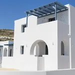 Sunny & Blue Parasporos