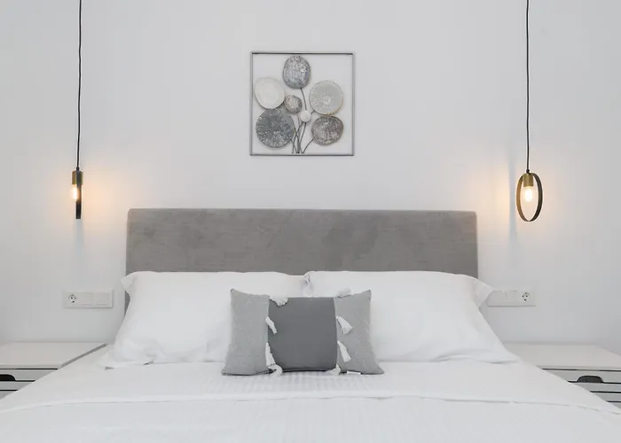 Sunny & Blue 아파트 파라스포로